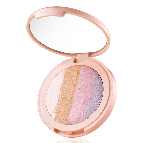 TARTE Spellbound Glow Rainbow Highlighter - Picture 5 of 8